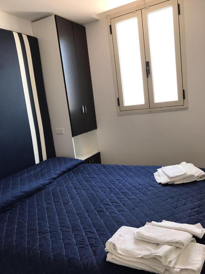La Stanza Sul Porto Di Amalfi Camera Piccina Piccina Con Bagno Privato E Terrazzino Vista Mare Zewnętrze zdjęcie