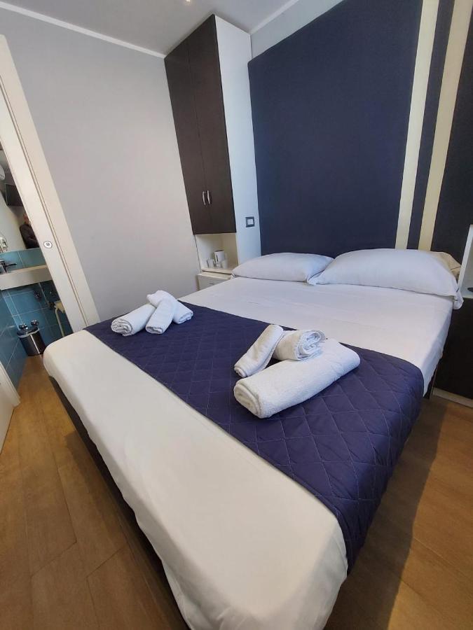 La Stanza Sul Porto Di Amalfi Camera Piccina Piccina Con Bagno Privato E Terrazzino Vista Mare Zewnętrze zdjęcie